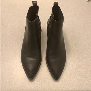 Crown Vintage Booties - Size 8.5
